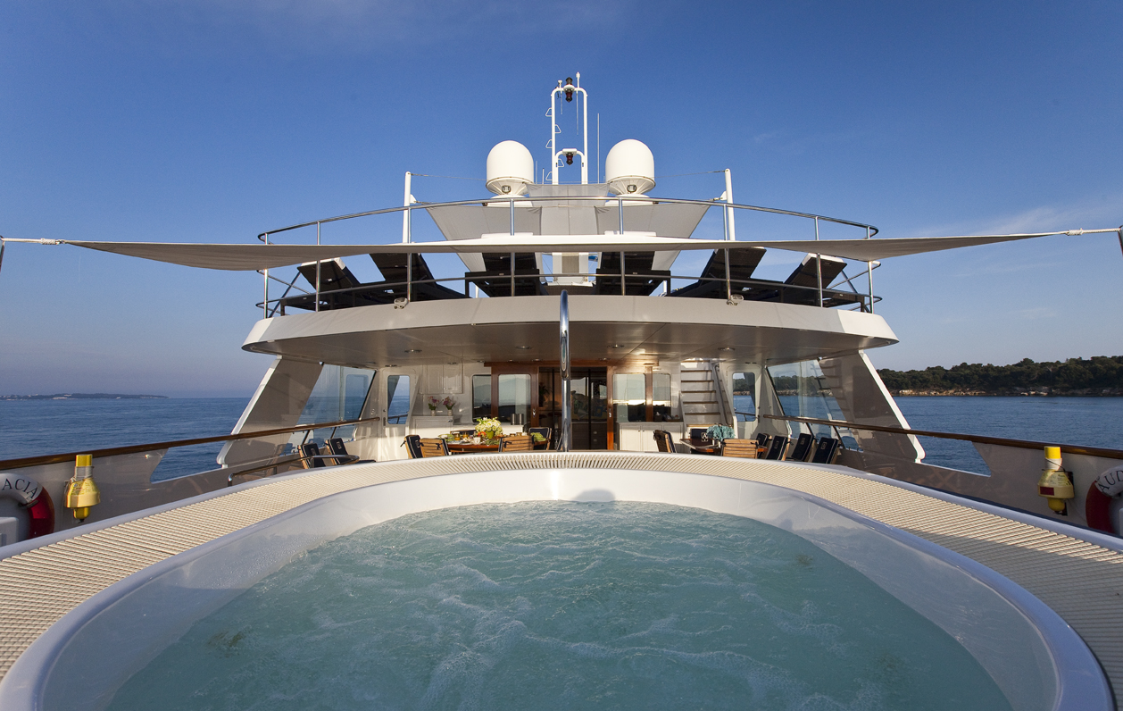 GENESIA Large Jacuzzi Luxury Yacht Browser by CHARTERWORLD Superyacht Charter